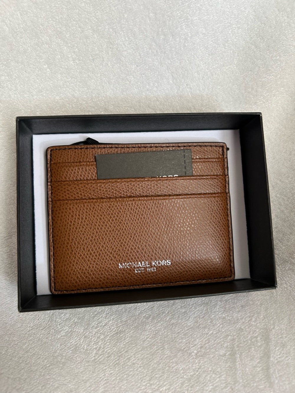 Michael Kors Black and White Key & Card Holder Box - Picture 3 of 5
